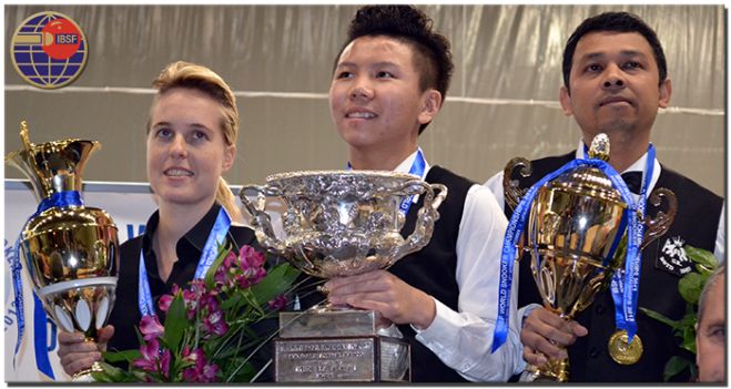 Wendy Jans (Belgium), Zhou Yuelong (China) and Phisit Chandsri (Thailand)